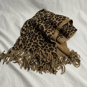Vintage 2000s Sparkly Leopard Print Scarf